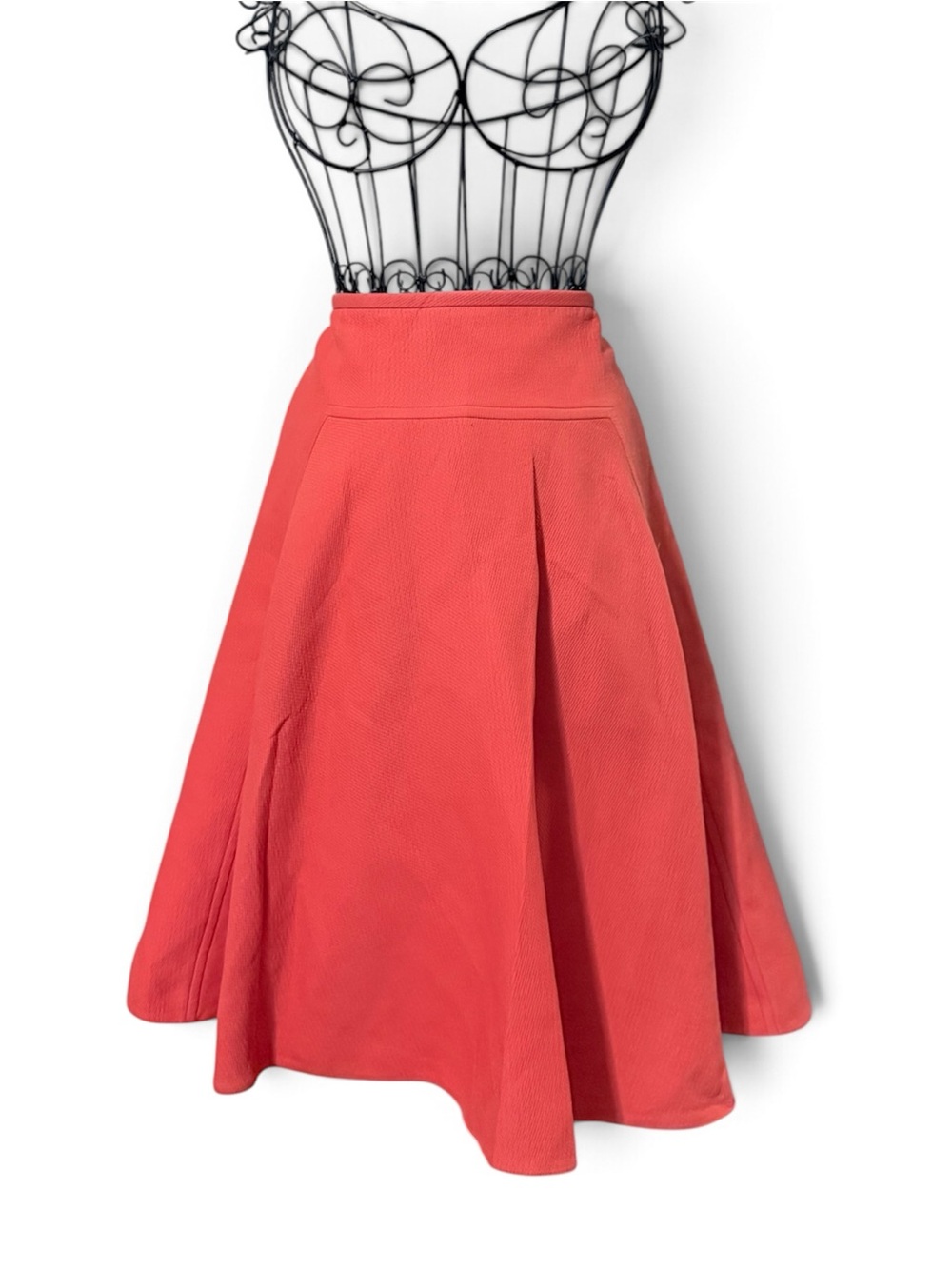 Lida Baday Size 8 Coral A-line full skirt